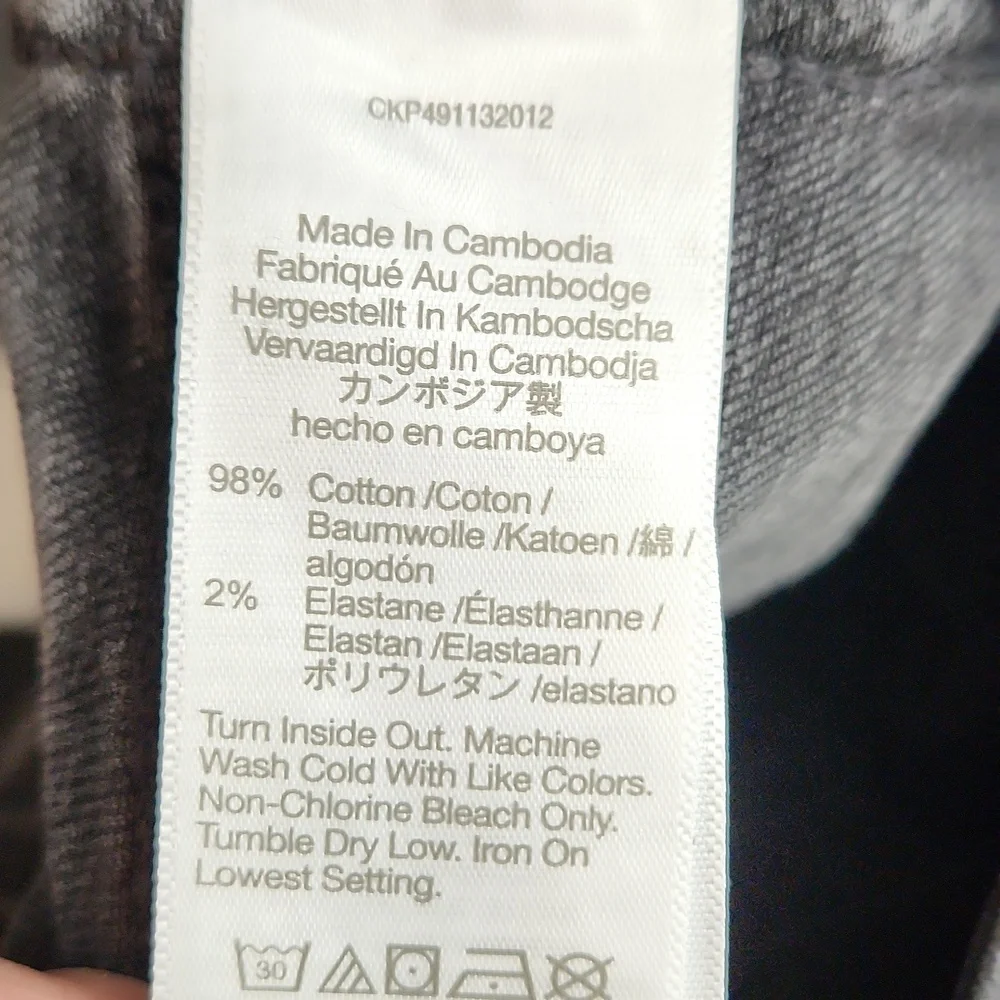 Madewell Curvy Mid Rise Stovepipe Raw‎ Hem Jeans